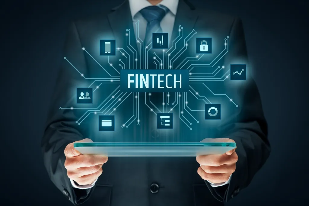 Best Hybrid Cloud Strategy for FinTech Companies